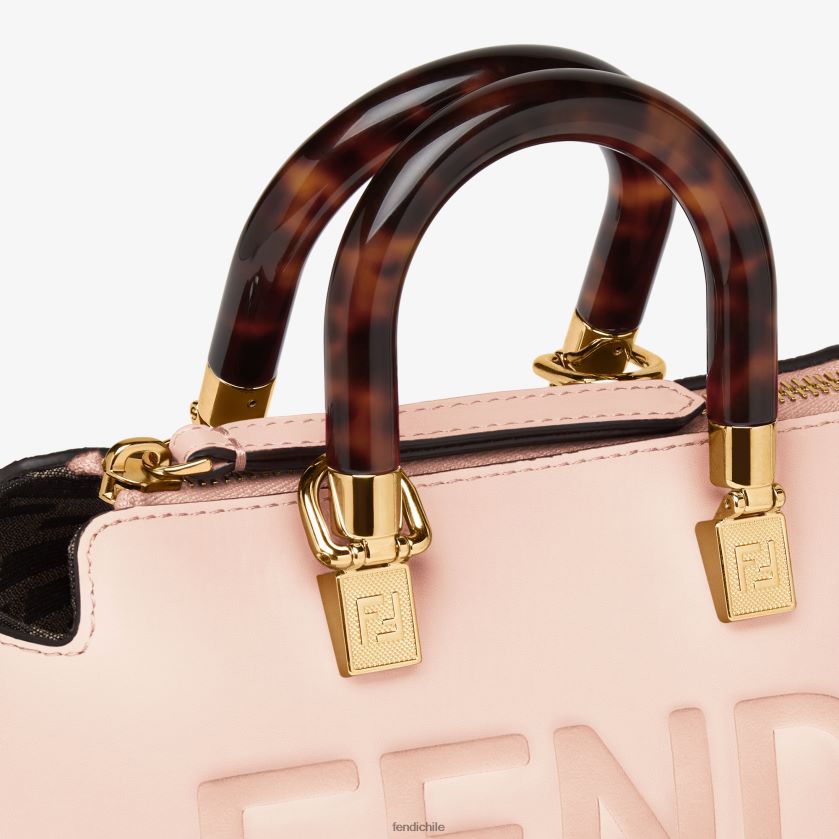 Bolso fendi pequeño 2025